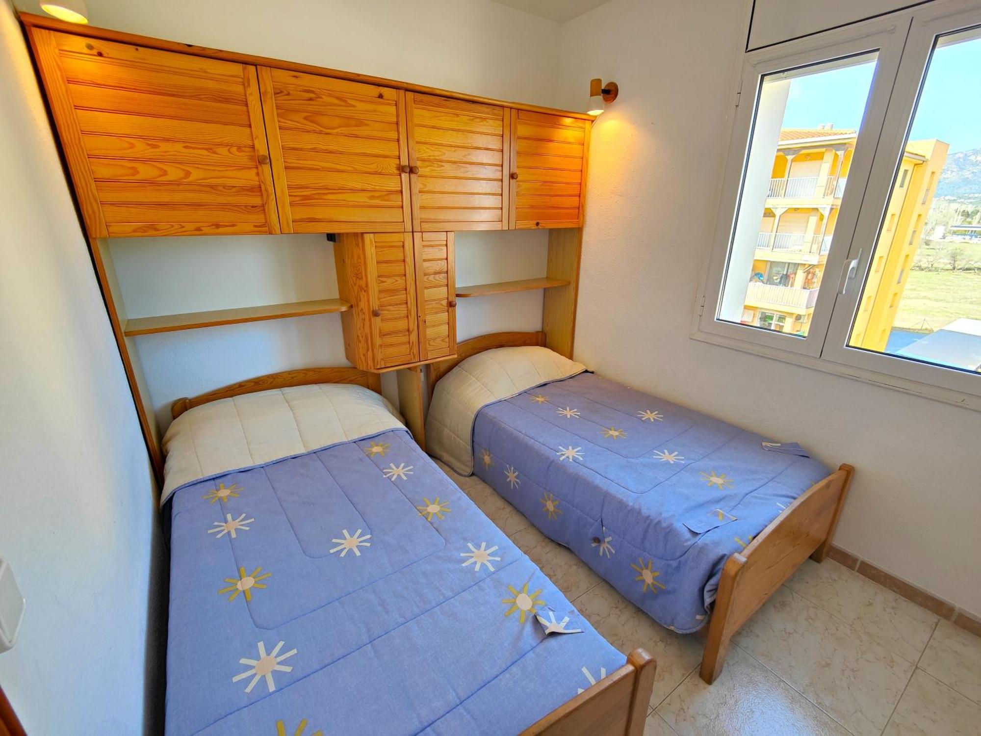 Global Immo 3289 Port Thalassa Roses Bagian luar foto